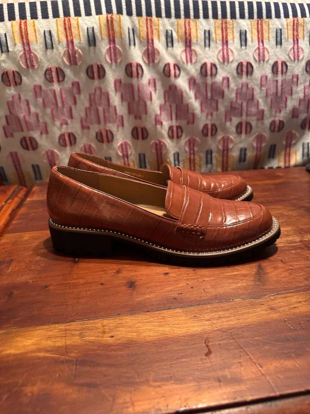 🤎 Croc Embossed Studded Chunky Loafers | Dark Academia Y2K